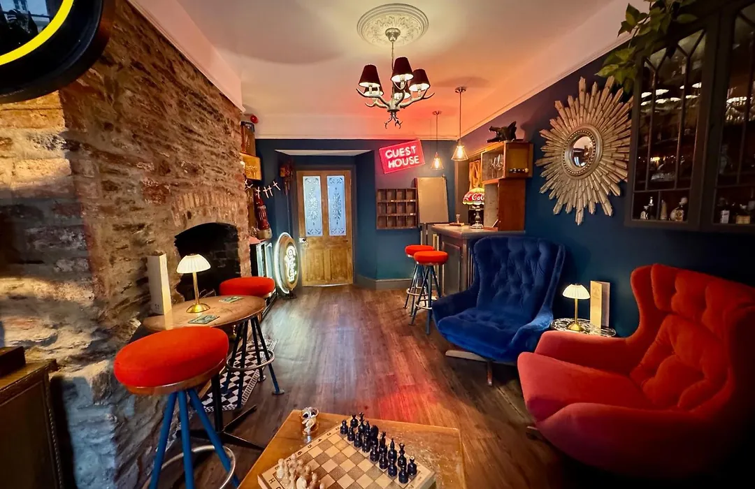 Brightham House - Exclusively For Adults-1